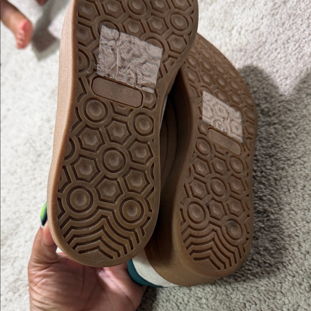 Fashion Nova Cream and Green Sneakers - Picture 5 of 6